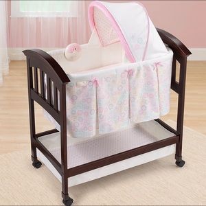 Summer infant classic wood bassinet
